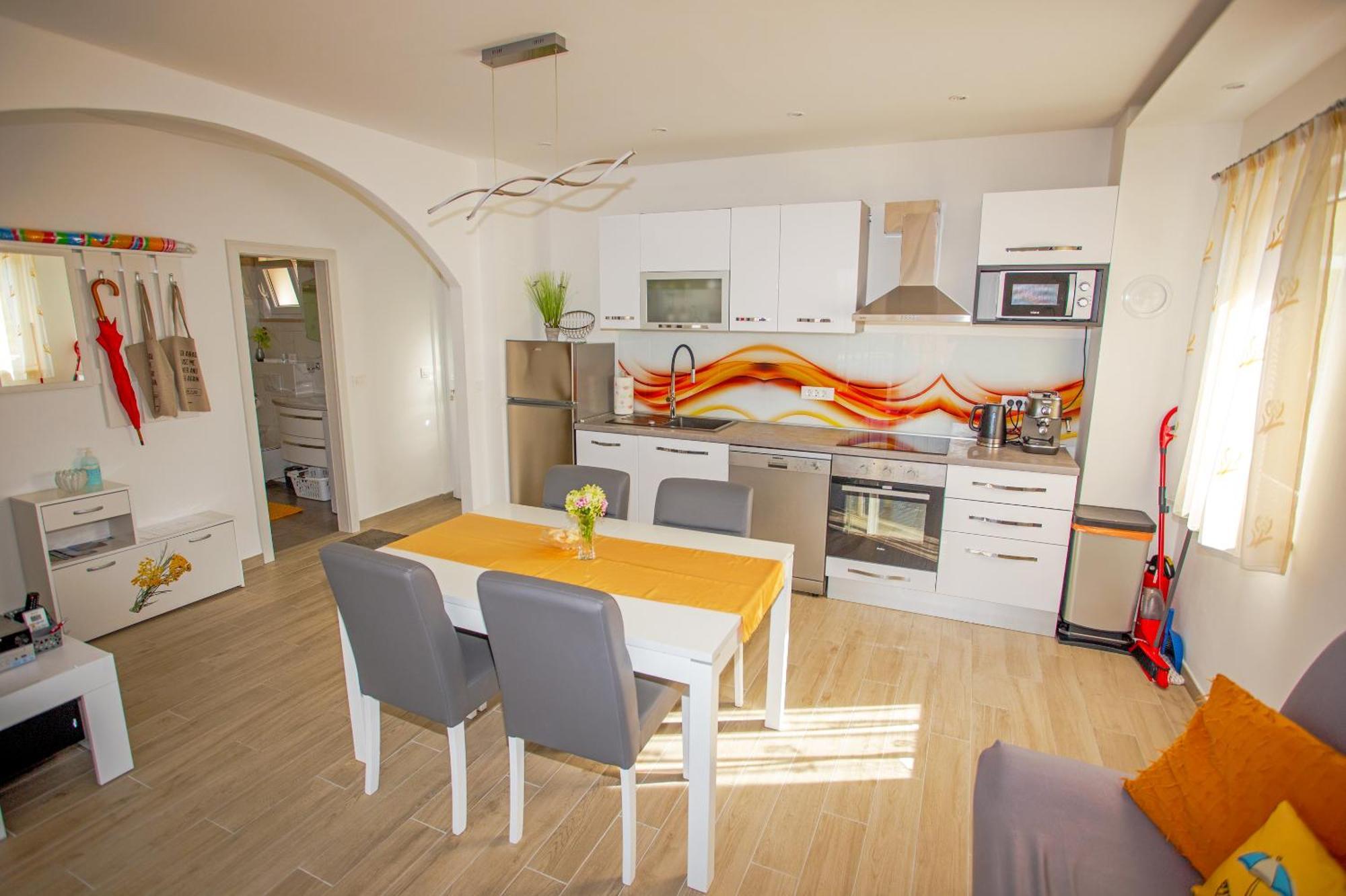 Holiday Home Kate Vis Exterior photo